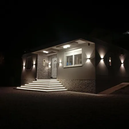 Villa Pool & Outdoor Cinema Fortica *