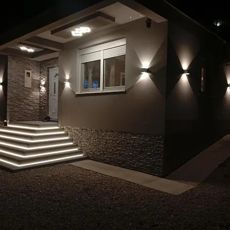 Pool & Outdoor Cinema Fortica *